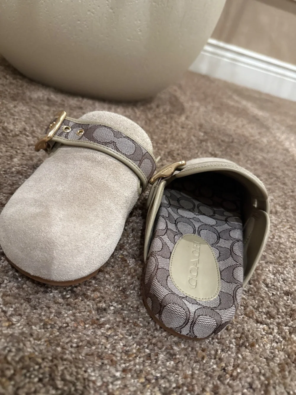 Coach Clogs - Picture 2 of 3